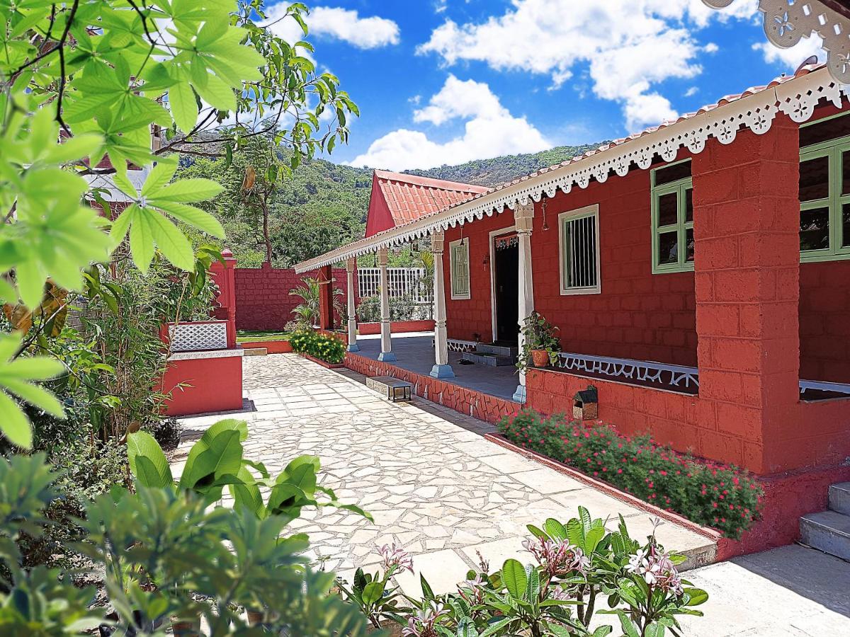 Sulu's Nature Farm Villa *